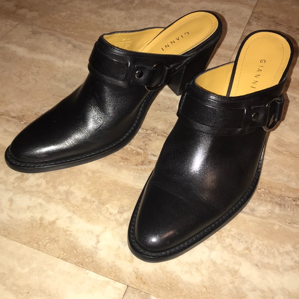 Black mule slide heels, 8M, leather, Gianni Bini